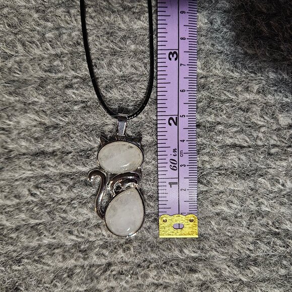 COPY - NWOT, white quartz gemstone cat pendant, silver plate, artisan, unisex - Picture 3 of 4